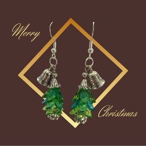 Elegant Green Christmas Tree Earrings